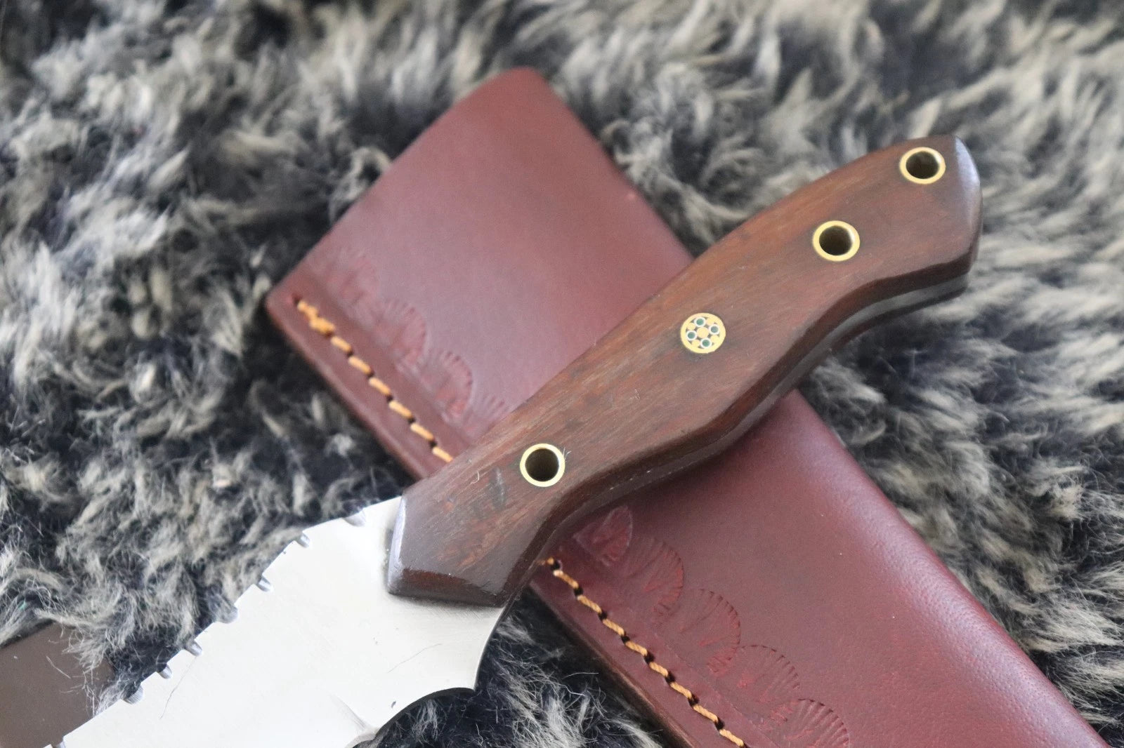 MKS HANDMADE D2 TOOL STEEL HUNTING BOWIE SKINNER KNIFE WALNUT WOOD HANDLE
