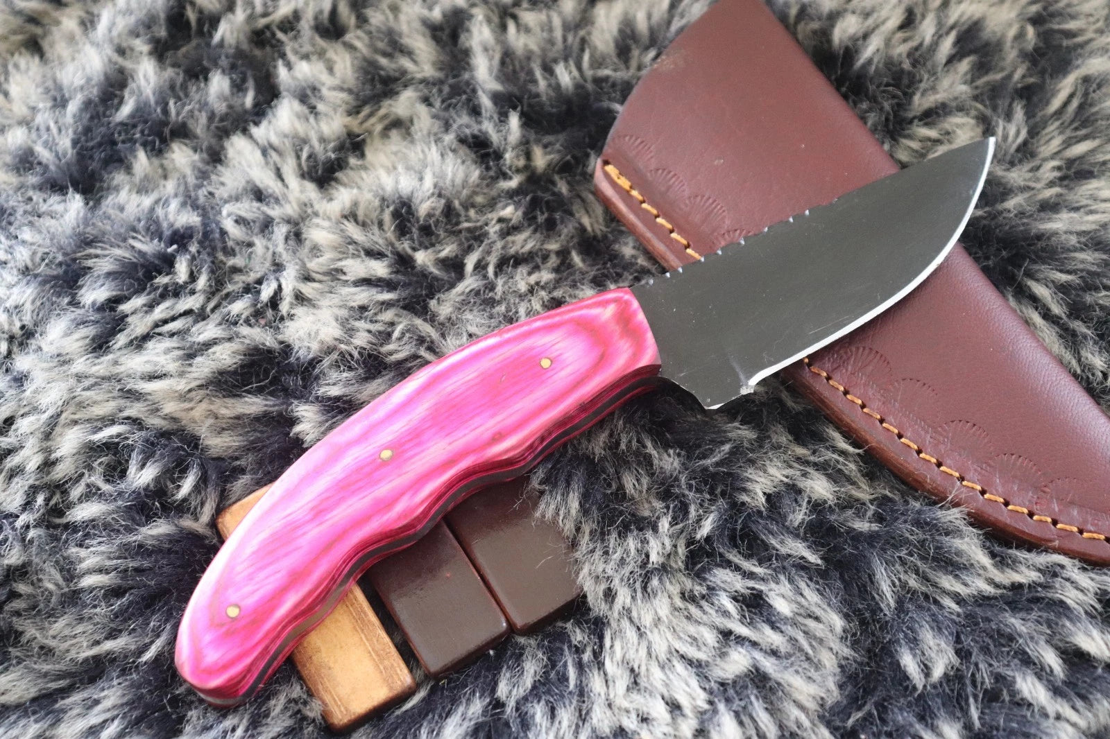 MKS DAMASCUS HANDMADE D2 TOOL STEEL BLACK POWDER COATED KNIFE HARDWOOD HANDLE