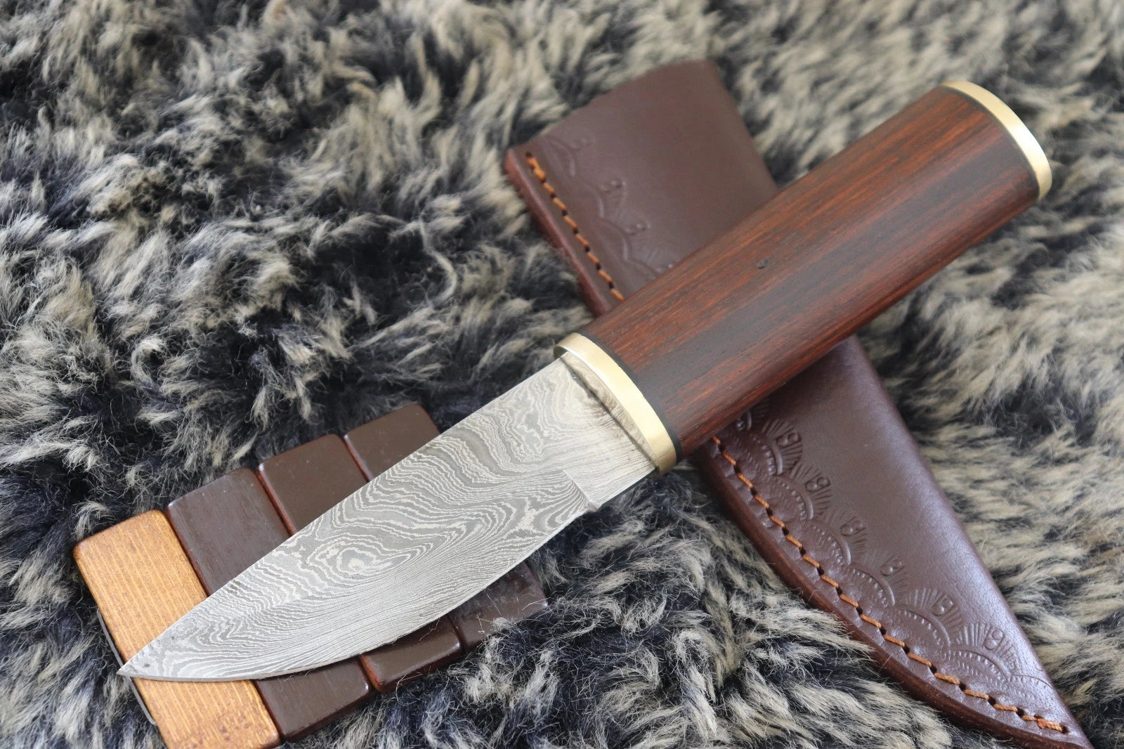 MKS HANDMADE DAMASCUS ART HUNTING PUUKKO KNIFE WITH HARDWOOD HANDLE