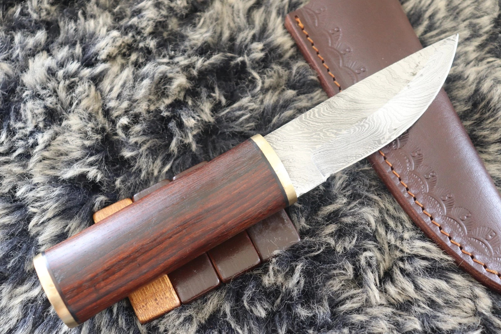 MKS HANDMADE DAMASCUS ART HUNTING PUUKKO KNIFE WITH HARDWOOD HANDLE