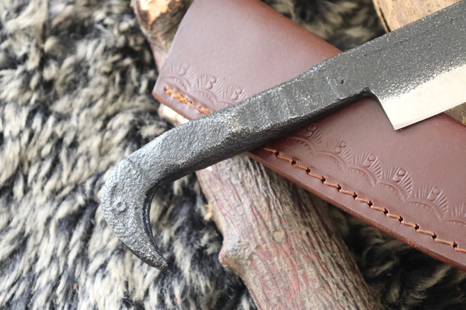 MKS HANDMADE DAMASCUS ART HUNTING D2 TOOL STEEL SKINNER KNIFE BLANK BLADE HANDLE