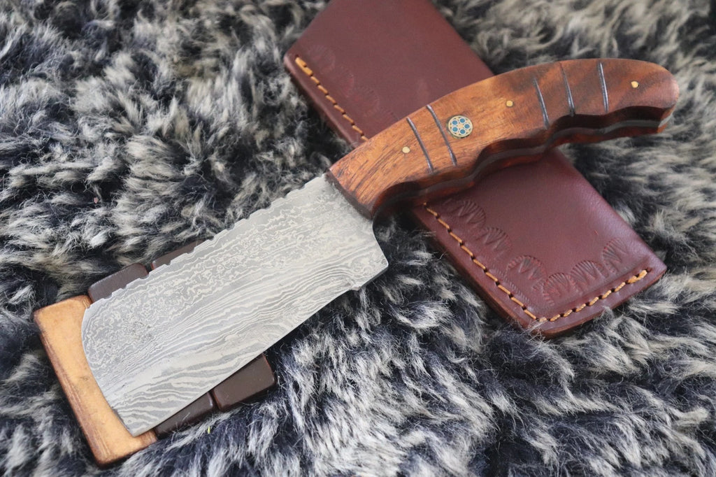 MKS HANDMADE DAMASCUS ART HUNTING WHARNCLIFFE KNIFE WITH WALNUT WOOD HANDLE