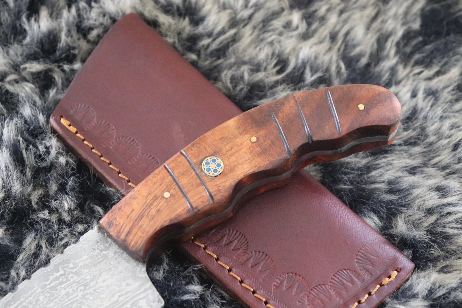 MKS HANDMADE DAMASCUS ART HUNTING WHARNCLIFFE KNIFE WITH WALNUT WOOD HANDLE