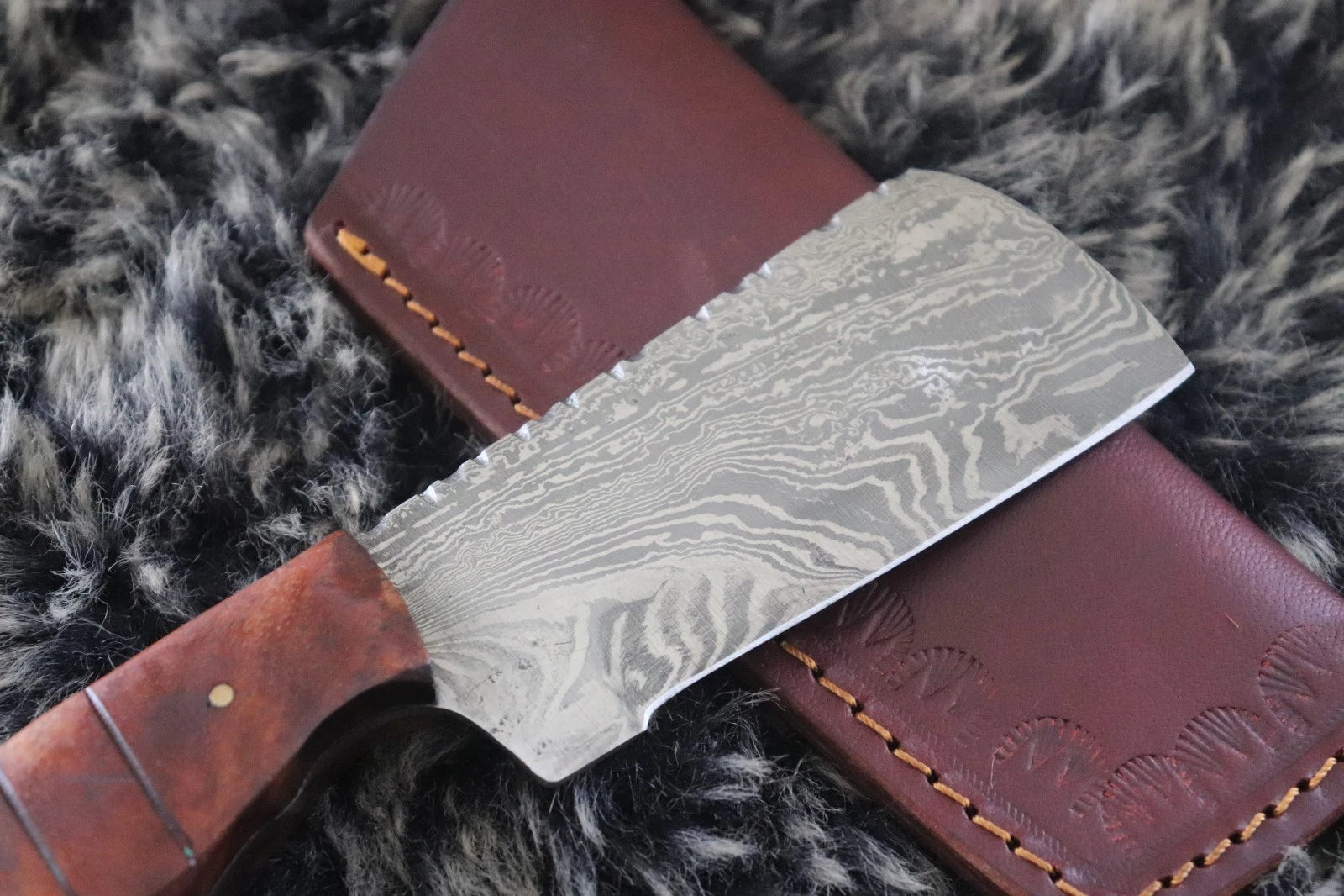 MKS HANDMADE DAMASCUS ART HUNTING WHARNCLIFFE KNIFE WITH WALNUT WOOD HANDLE