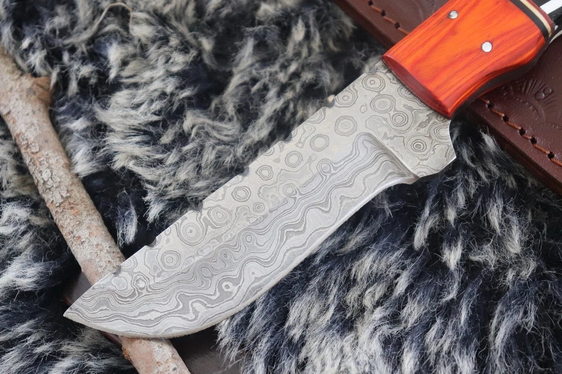 MKS HANDMADE DAMASCUS ART HUNTING CLIP-POINT KNIFE WITH HARD WOOD HANDLE
