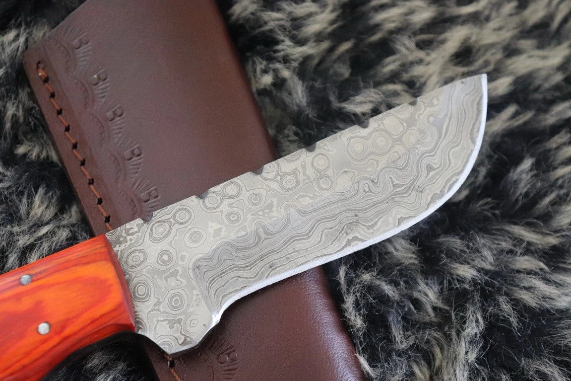 MKS HANDMADE DAMASCUS ART HUNTING CLIP-POINT KNIFE WITH HARD WOOD HANDLE