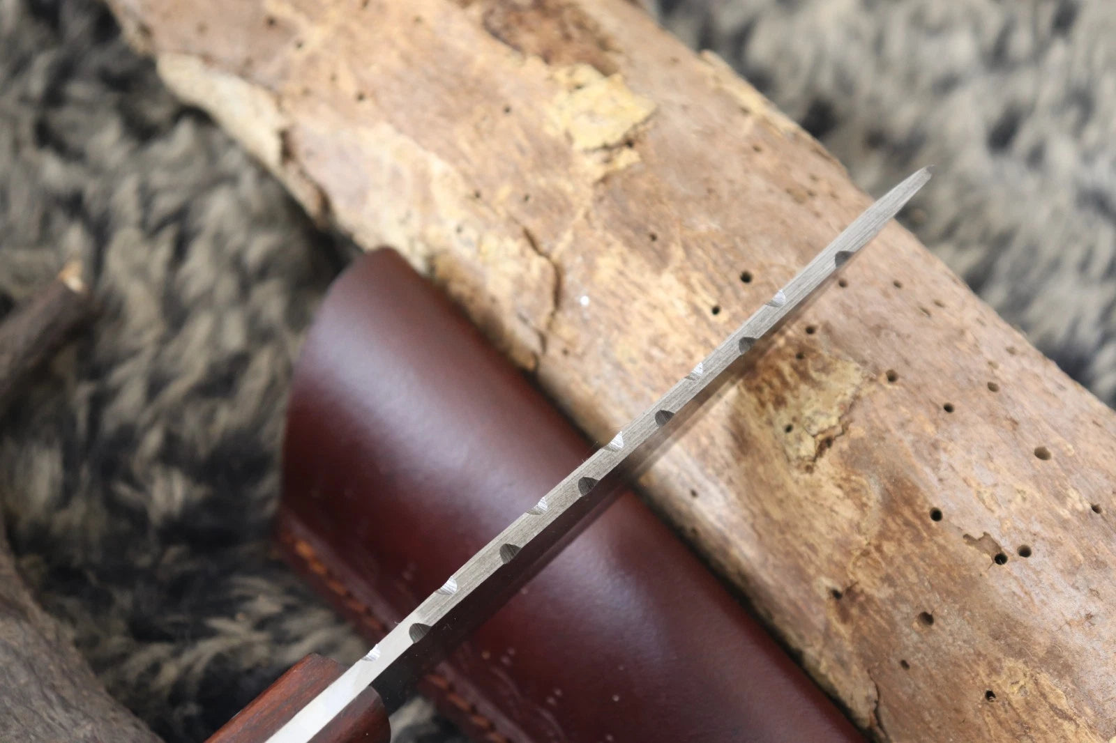 MKS HANDMADE DAMASCUS ART HUNTING CLIP-POINT KNIFE WITH HARD WOOD HANDLE