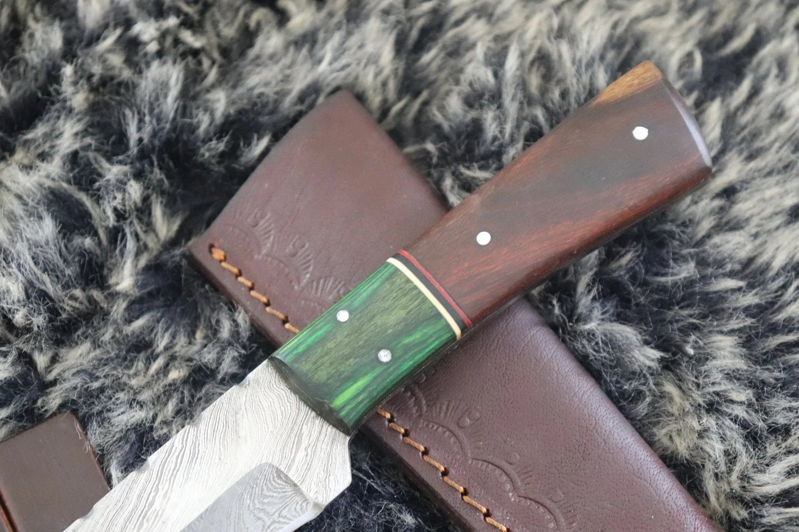 MKS HANDMADE DAMASCUS ART HUNTING DROP POINT KNIFE WITH WALNUT WOOD HANDLE