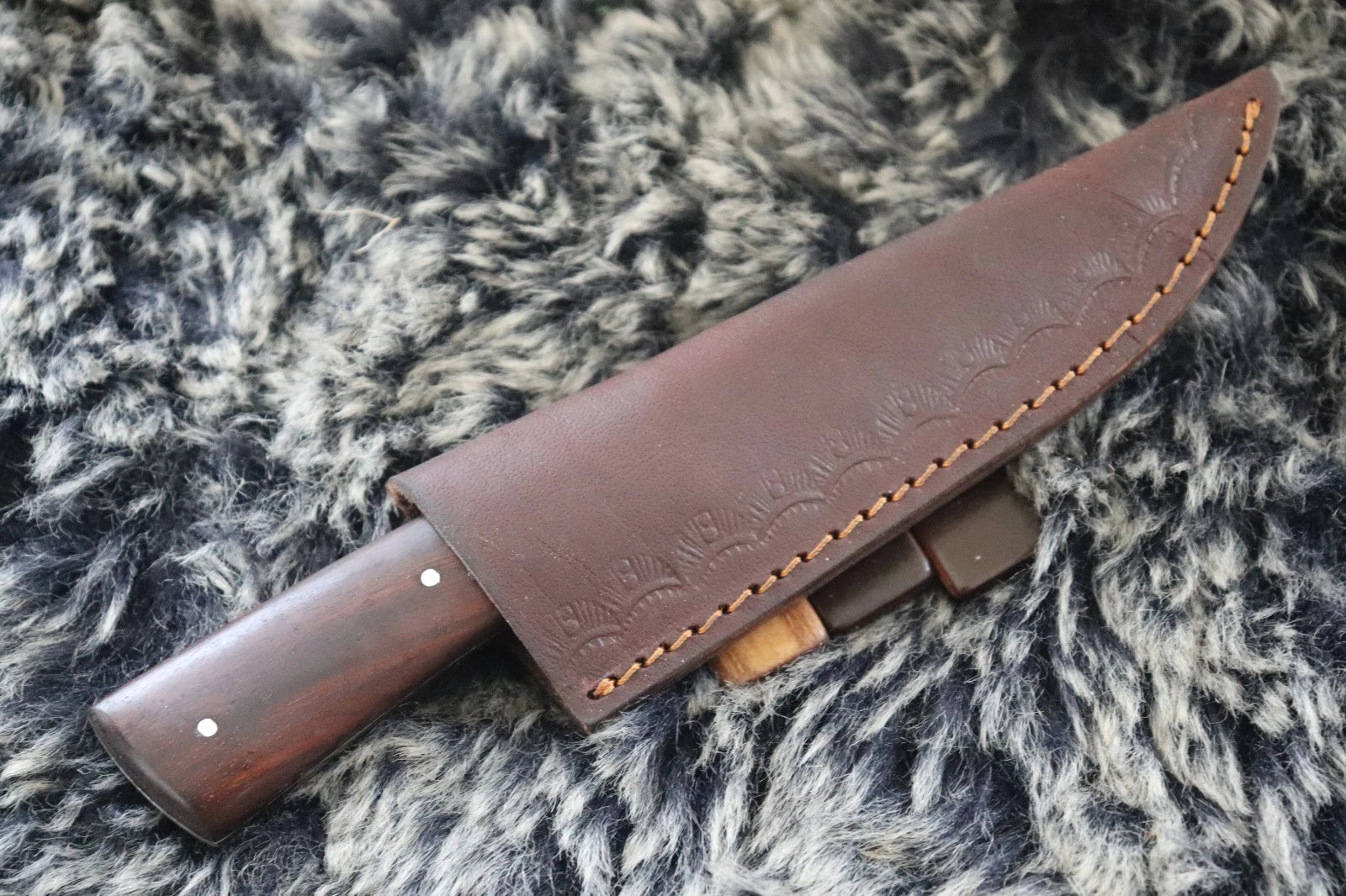 MKS HANDMADE DAMASCUS ART HUNTING DROP POINT KNIFE WITH WALNUT WOOD HANDLE